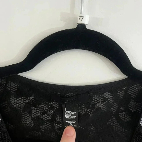 177 H:ours Ira Top in Dusk Blue Size XS Color Black Nvay Blue - Picture 2 of 3